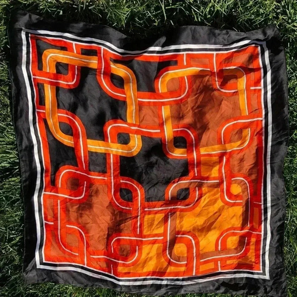 Richard Allen X H&M Accessories - Richard Allen X H&M Scarf Orange 1970’s Print